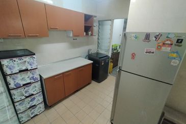 Prima Regency (Dorchester Court)