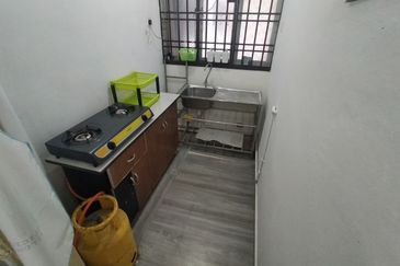 Prima Regency (Dorchester Court)