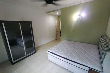 Prima Regency (Dorchester Court)