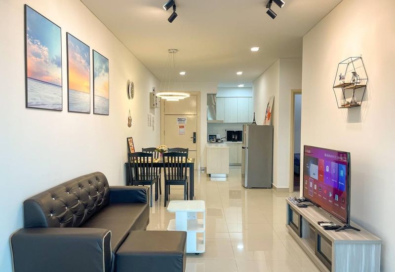 1Medini & Medini Signature