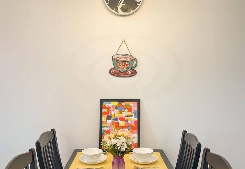 1Medini & Medini Signature