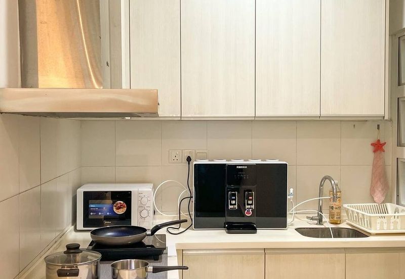 1Medini & Medini Signature