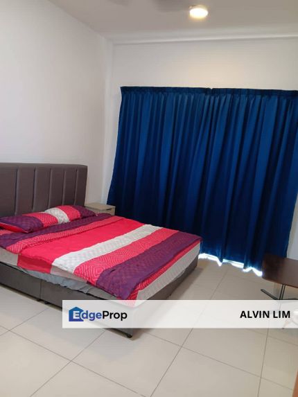 Skysuites/ Walking Distance To Ciq/ 2bed 1bath/ Good Condition/ Cheap, Johor, Johor Bahru