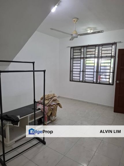 Taman Nusantara/ Gelang Patah/ Near Tuas/ 2 Storey/ 4bed 2bath/ Cheap, Johor, Gelang Patah