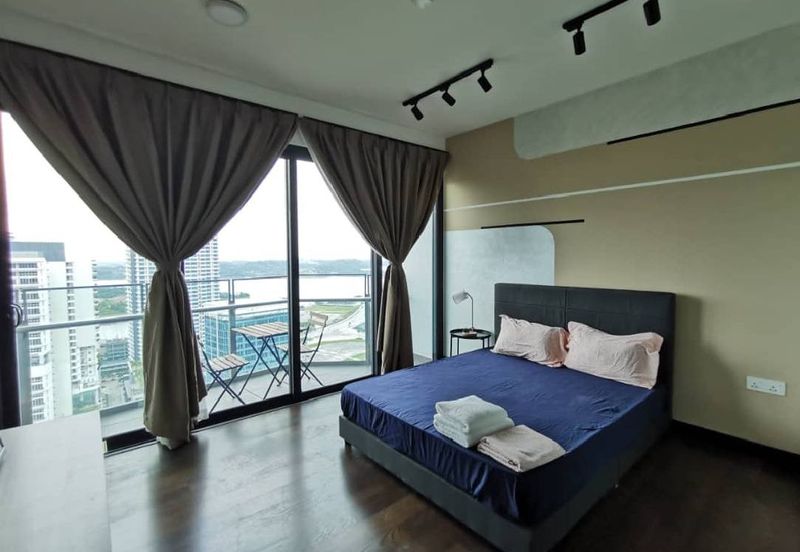 Almas Suites @ Puteri Harbour