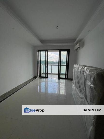 R&F Princess Cove/ Walking Distance To Ciq/ 2bed 2bath/ Full Sea View, Johor, Johor Bahru