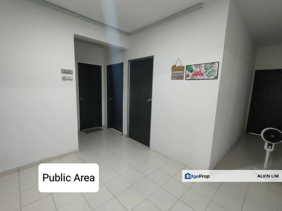 Villa Krystal/ Skudai/ Near Tuas/ Room For Rent/ Female/ Cheapest, Johor, Skudai