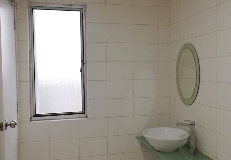 Dedaun Hijau (Greenfield Regency)