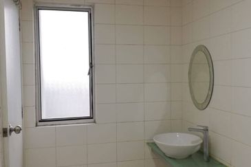 Dedaun Hijau (Greenfield Regency)