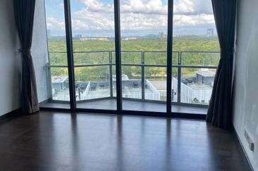 Almas Suites @ Puteri Harbour