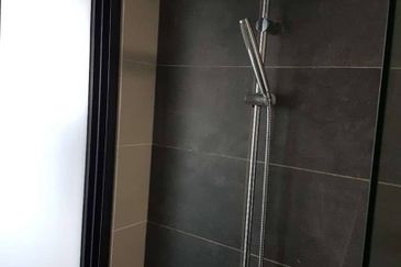 Almas Suites @ Puteri Harbour