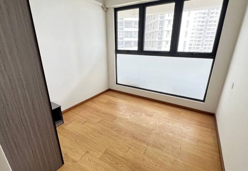 Baypoint @ Country Garden Danga Bay