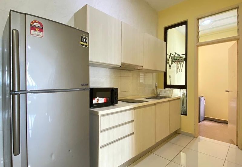 D'Summit Residences @ Kempas Utama