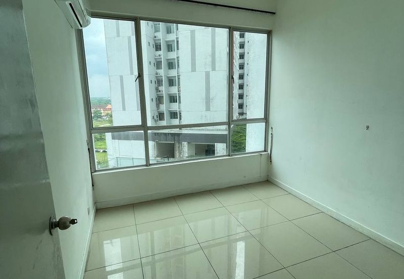 Dedaun Hijau (Greenfield Regency)