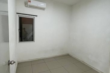 Dedaun Hijau (Greenfield Regency)