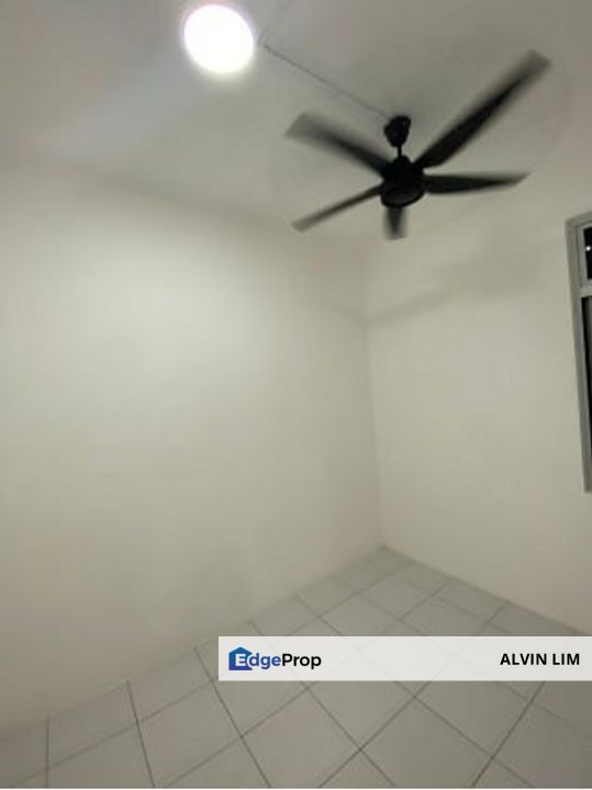 Camellia Residence/ Seri Austin/ 3bed 2bath/ Good Condition/ Cheapest, Johor, Johor Bahru