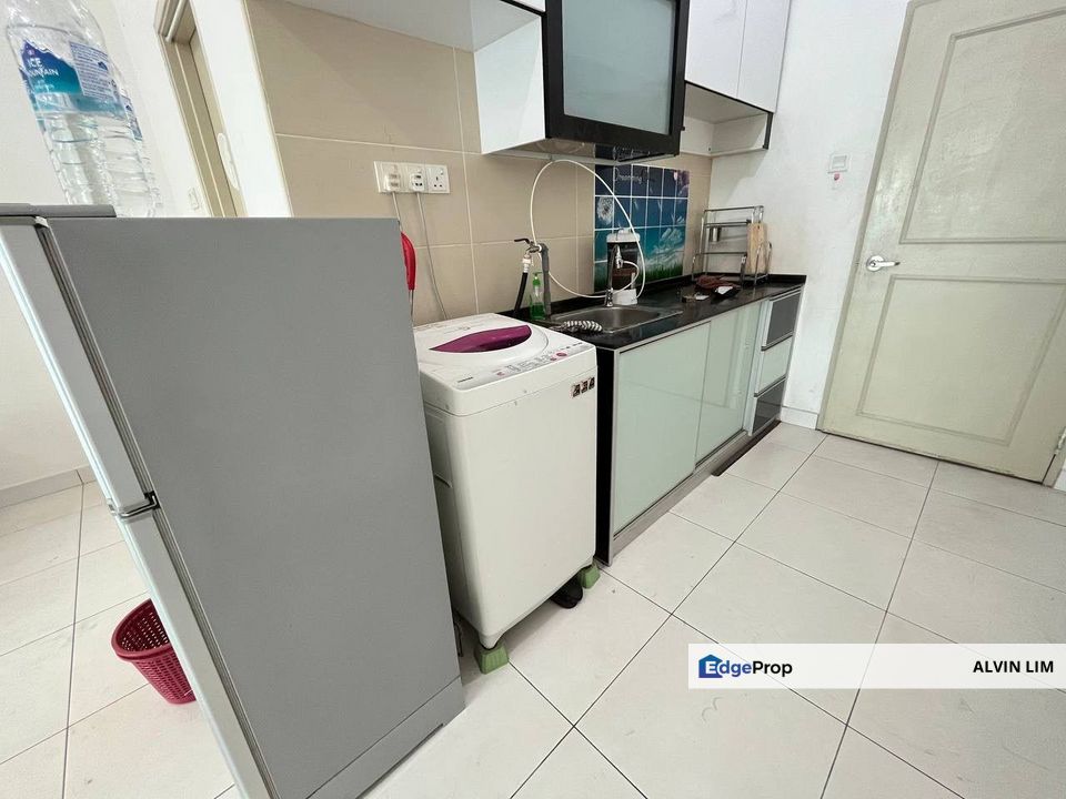 Akademik Suites/ Austin/ Studio/ Good Condition/ Cheapest/ Hot Area, Johor, Johor Bahru