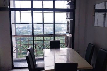 Mewah View Luxurious Apartments