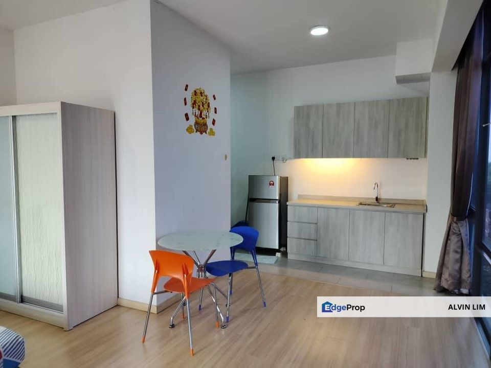 Cube 8 Teens/ Austin/ Studio/ Good Condition/ Cheapest/ Hot Area, Johor, Johor Bahru