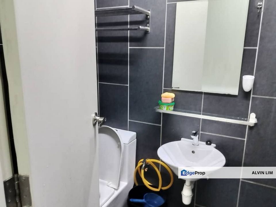 Cube 8 Teens/ Austin/ Studio/ Good Condition/ Cheapest/ Hot Area, Johor, Johor Bahru