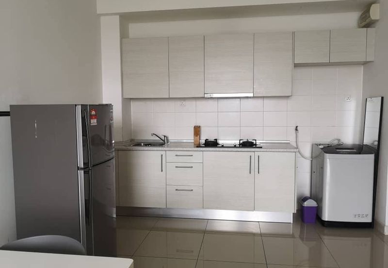 Dedaun Hijau (Greenfield Regency)