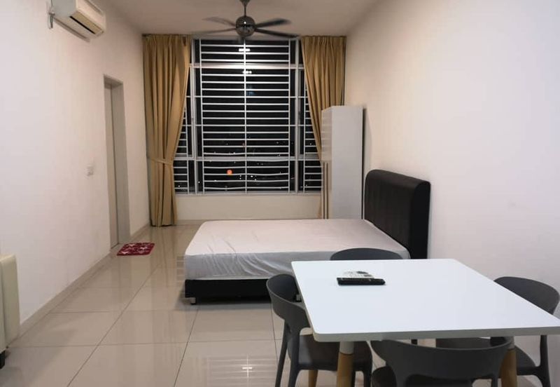 Dedaun Hijau (Greenfield Regency)