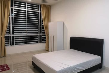 Dedaun Hijau (Greenfield Regency)