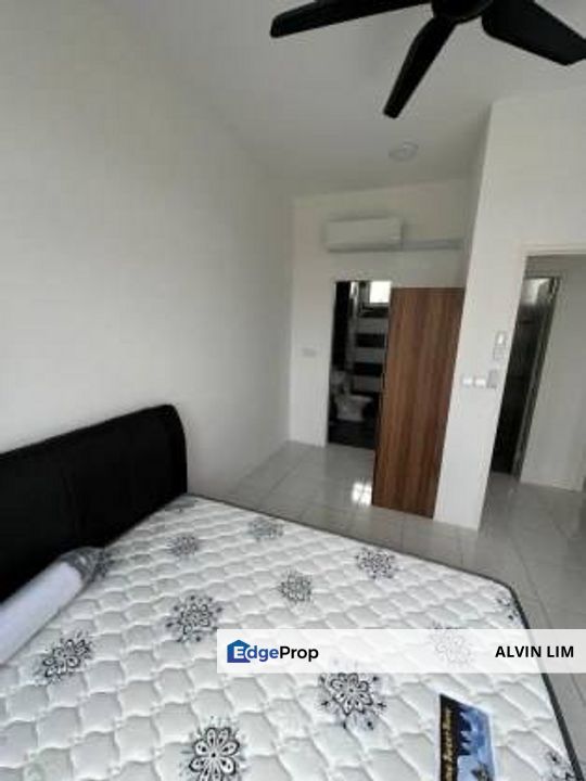 Camellia Residence/ Seri Austin/ 3bed 2bath/ Renovated/ Cheapest, Johor, Johor Bahru