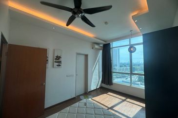 Dedaun Hijau (Greenfield Regency)