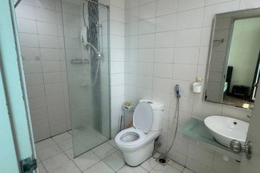 Dedaun Hijau (Greenfield Regency)