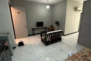 Dedaun Hijau (Greenfield Regency)