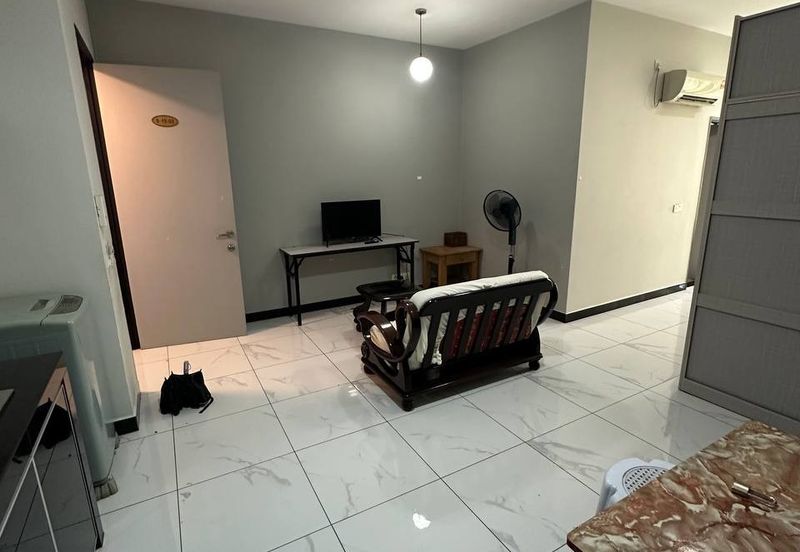 Dedaun Hijau (Greenfield Regency)