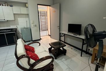 Dedaun Hijau (Greenfield Regency)