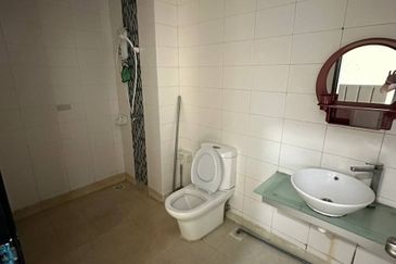 Dedaun Hijau (Greenfield Regency)