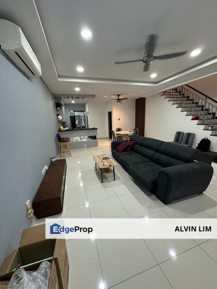 Rini Home 3/ Mutiara Rini/ 2 Storey/ 4bed 4bath/ 22x75/ Below Market, Johor, Skudai