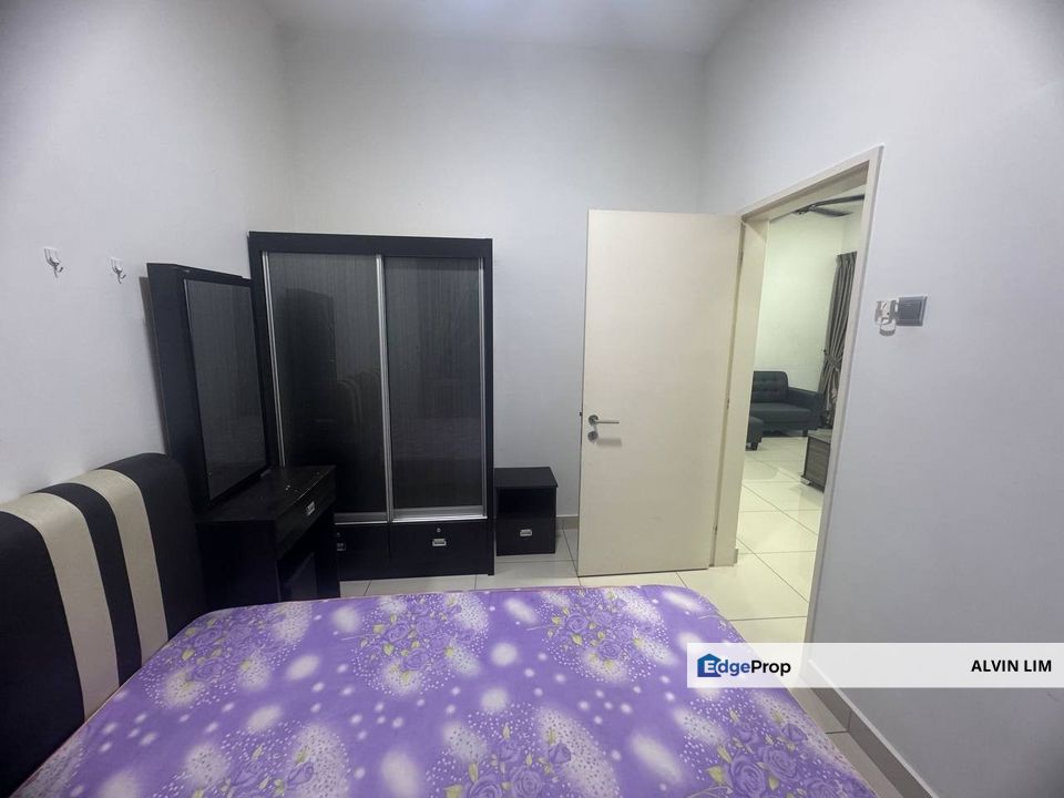 Sky Habitat/ Walk Distance To Ciq/ 2bed 2bath/ Good Condition/Cheapest, Johor, Johor Bahru