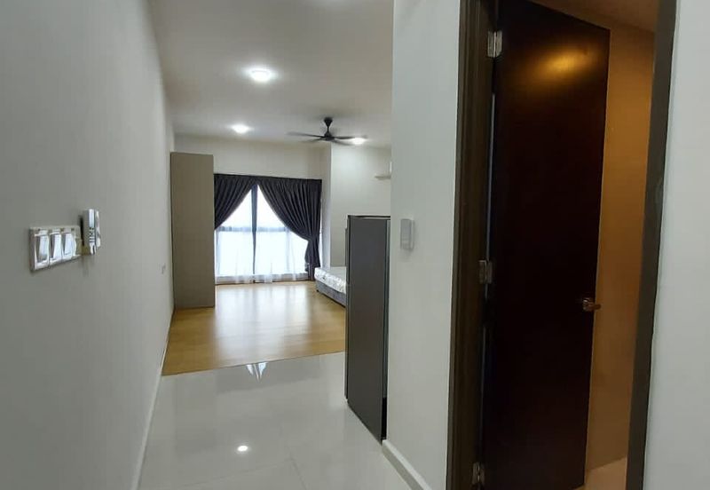 Baypoint @ Country Garden Danga Bay