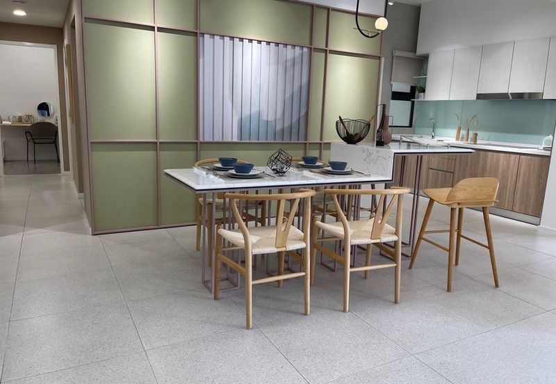 Freehold Fully Furnished Cheras unit. 3-5 rooms spacious layout