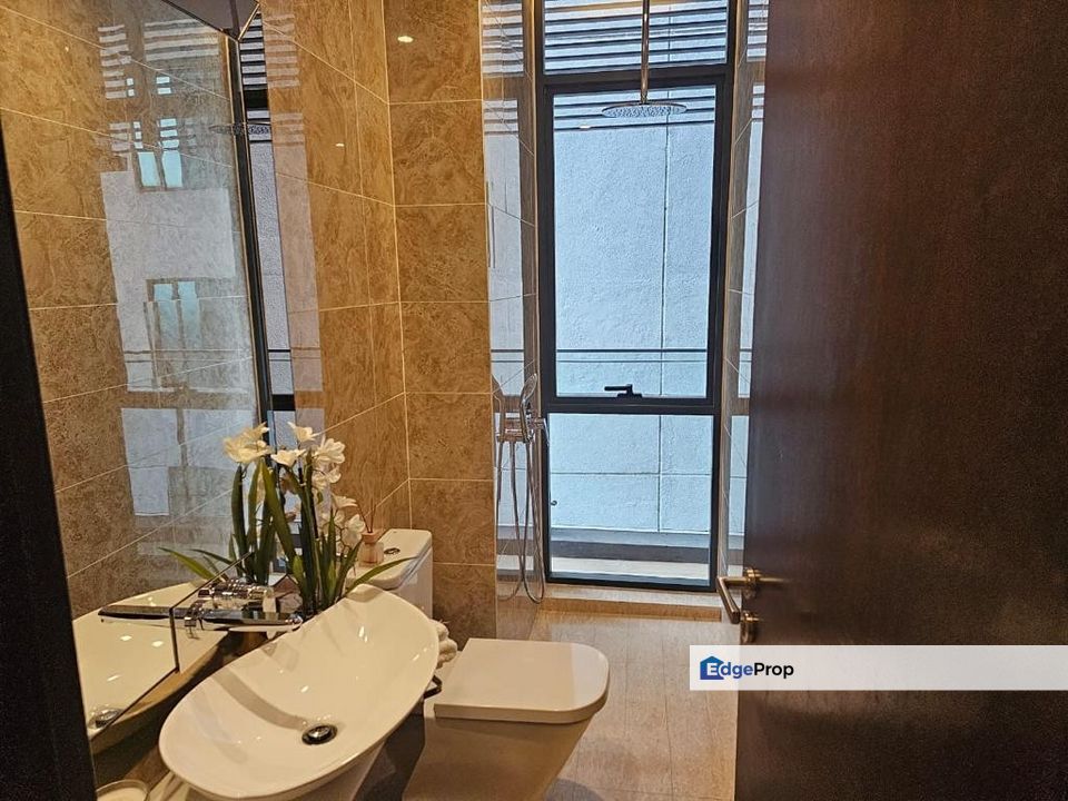 Astrum Ampang - 3 Rooms Rm4xxK (150m to LRT) Positive ROI cashflow rental, Kuala Lumpur, KLCC