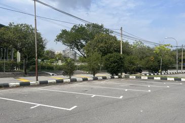 Titiwangsa Bungalow for Rent 