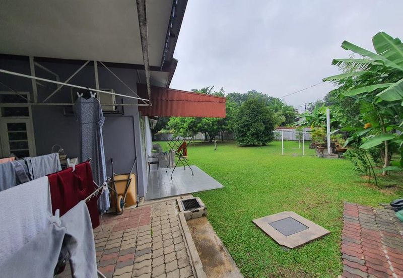 Bungalow In Titiwangsa Huge Land