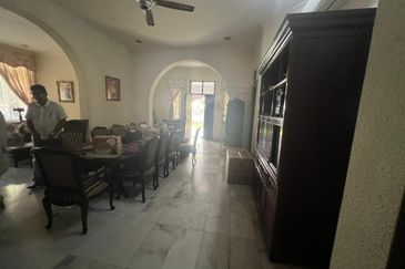 Bungalow In Titiwangsa Huge Land