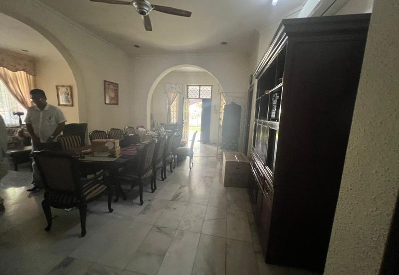 Bungalow In Titiwangsa Huge Land