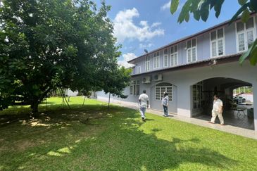 Bungalow In Titiwangsa Huge Land