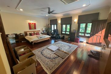 Superb Finishing Bungalow (ready to move in)