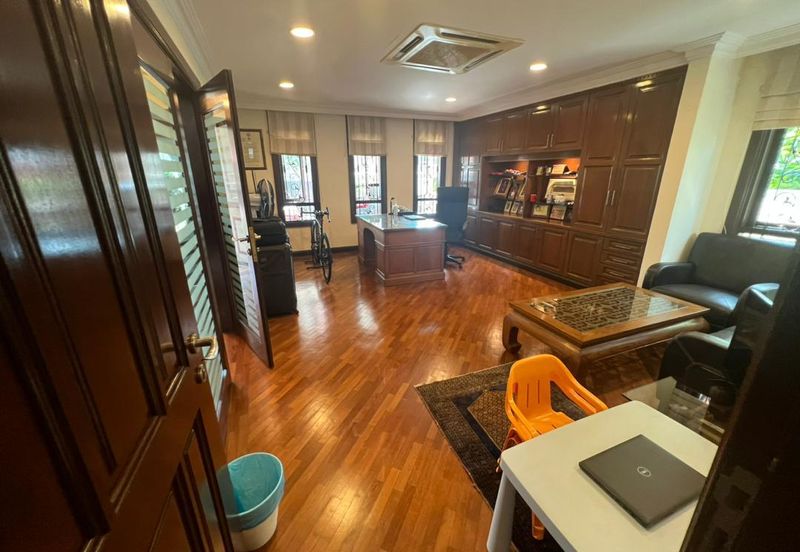 Superb Finishing Bungalow (ready to move in)