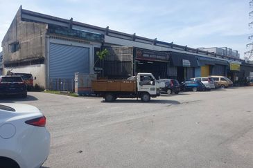 Two factor together Batu Caves Factory for sale 