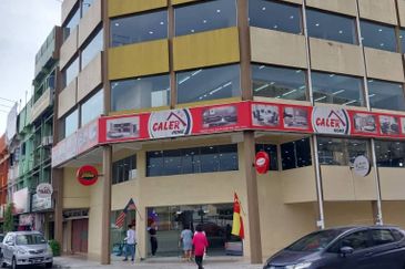 Persiaran Raja Muda Musa, Pelabuhan Klang