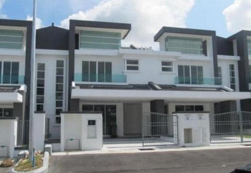 Desa Salak Akasia, Sepang