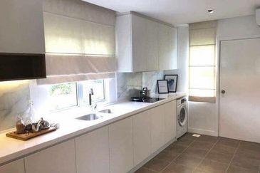 Taman Bunga Raya, Sepang